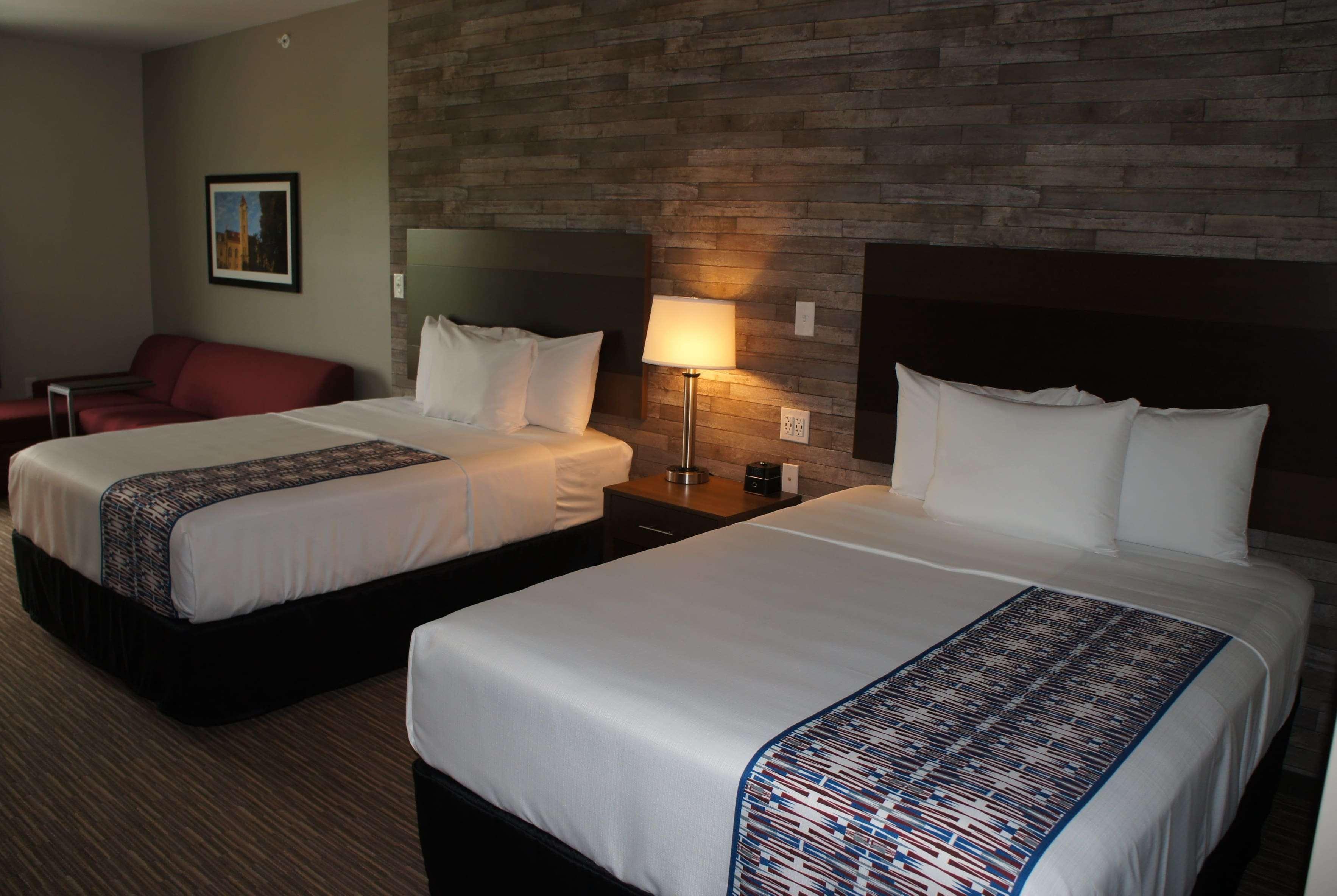 La Quinta Inn And Suites By Wyndham Bloomington Eksteriør billede