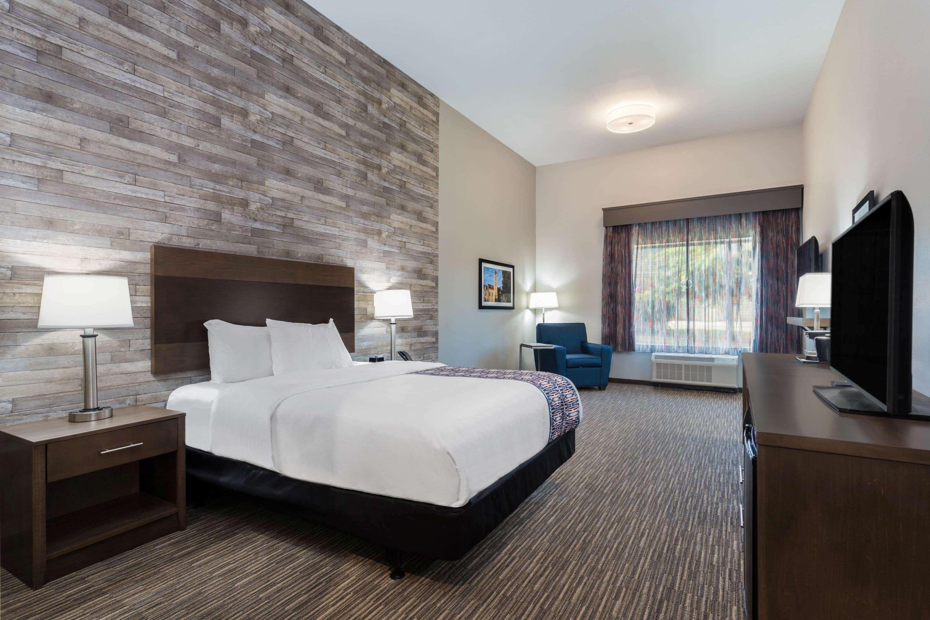 La Quinta Inn And Suites By Wyndham Bloomington Eksteriør billede