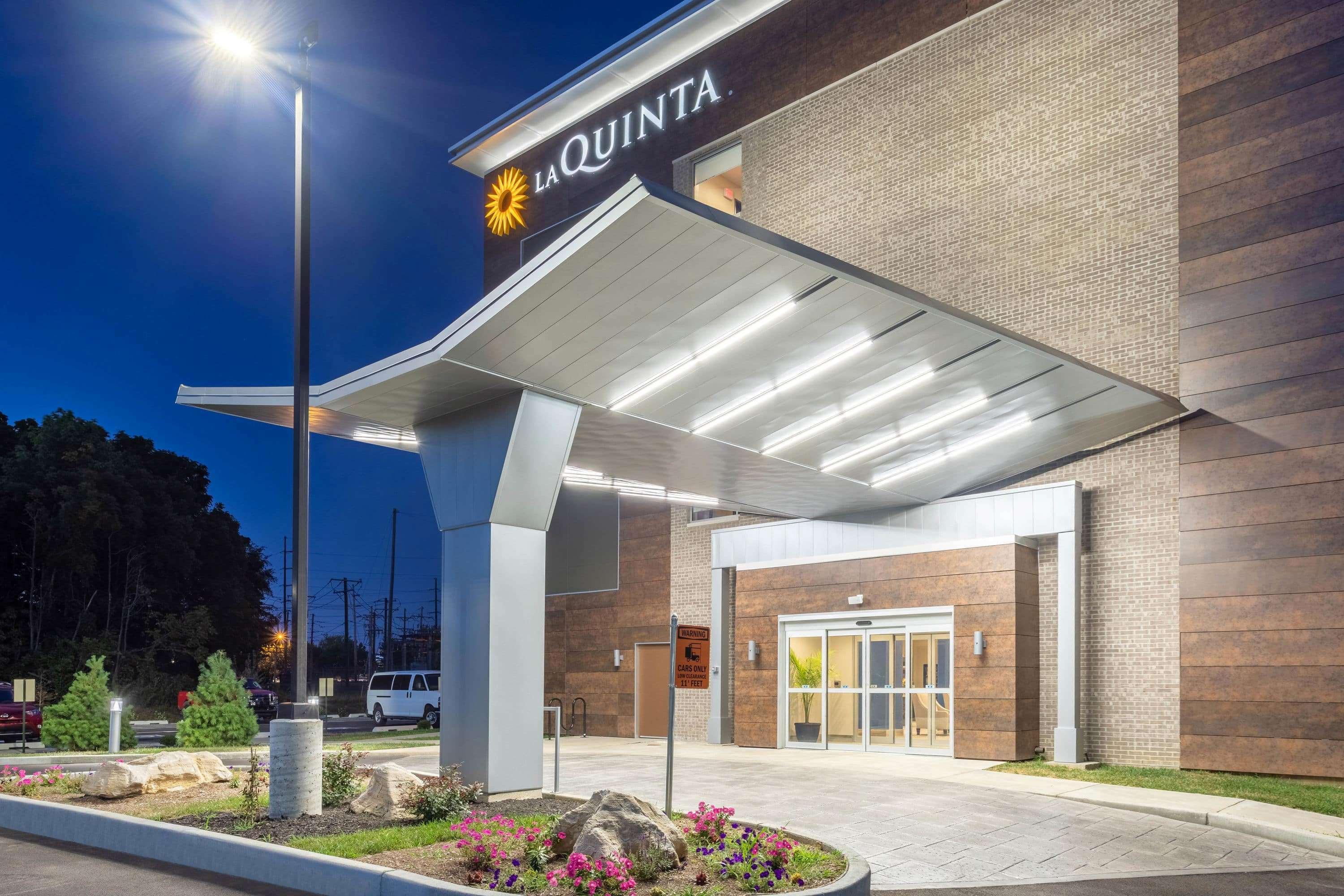 La Quinta Inn And Suites By Wyndham Bloomington Eksteriør billede